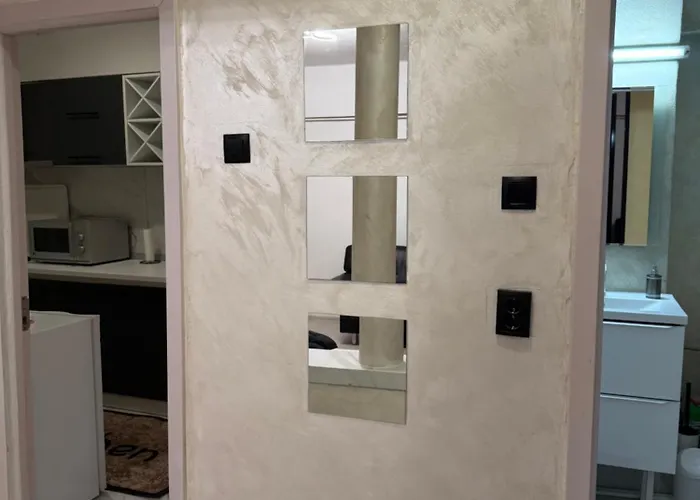 Garsoniera Centrala * Krajowa